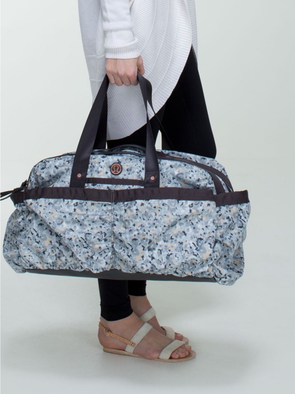 Lululemon On the Fly Duffel Bag